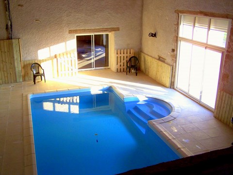 Gîtes ambernac piscine d'intérieure chauffée